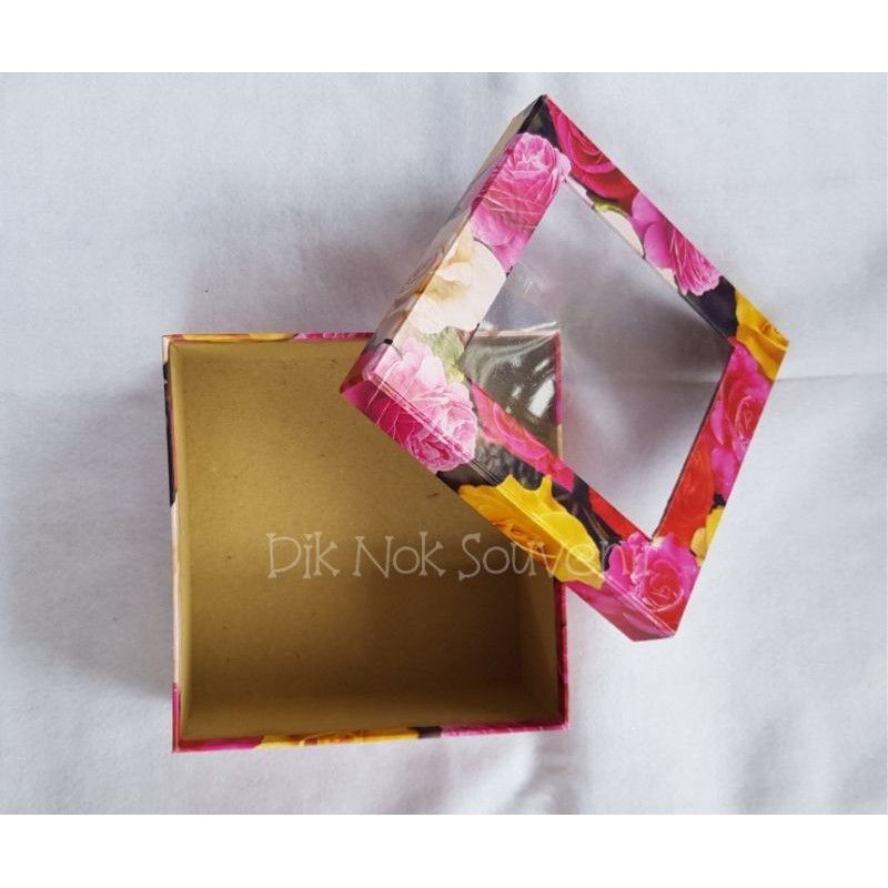 

Kotak Kado Keras | Box kain | Hadiah Ultah | GIFTBOX | HARDBOX | Kado ultah bisa