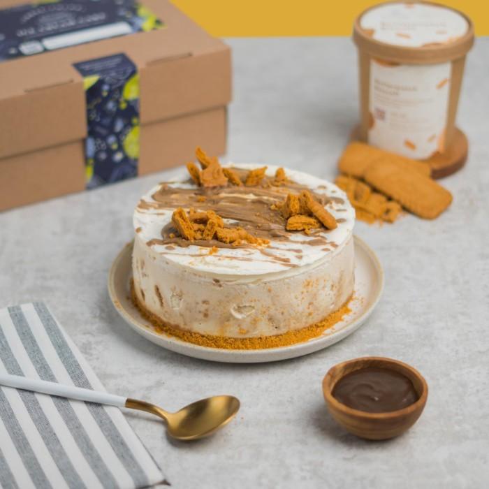 

Makanan Beku | Ice Cream Cake Butterscotch Biscoff | Kue Es Krim Three Folks