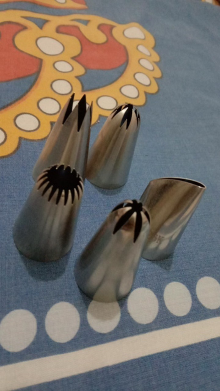 Weijiao D66 # 18 Spuit Piping Dengan Bahan Stainless Steel Dan Bentuk Bintang Untuk Hiasan Kue