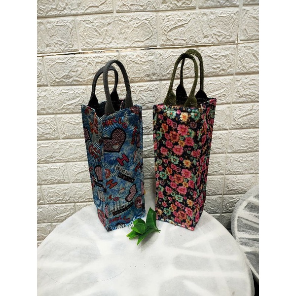 tas botol air minum 2 liter motif kucing bahan kanvas size 12x12x33 cm