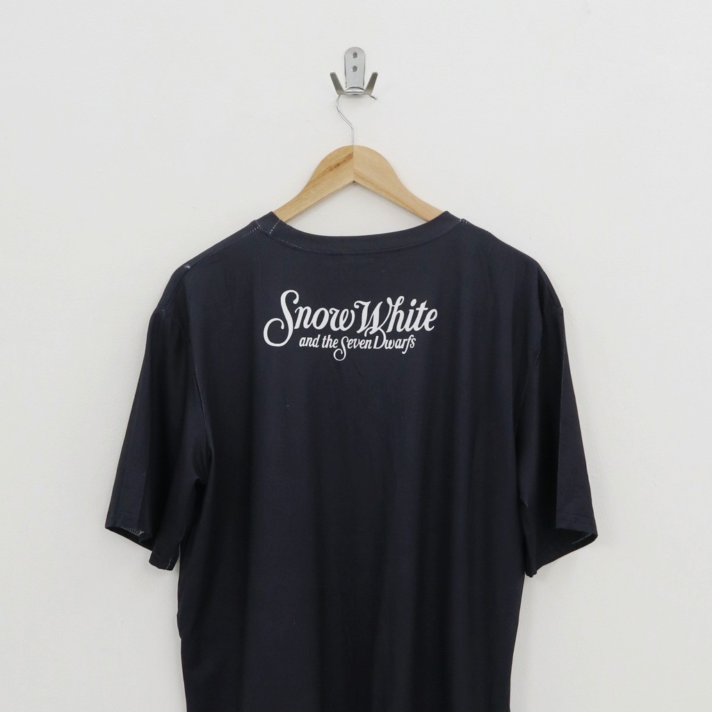 Snow wh oversize tee -Thejanclothes