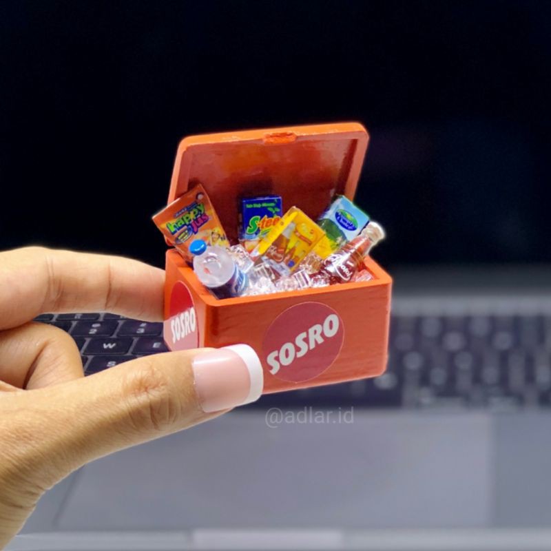 MINIATUR PRODUK TEMPELAN KULKAS BOX FREEZER COOLER TEH BOTOL SOSRO