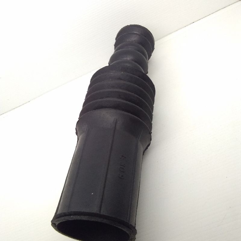 BOOT SHOCK BREAKER BELAKANG MAZDA INTERPLAY M323