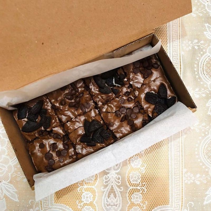 

Premium Fudgy Brownies (20x10) & (20x20)