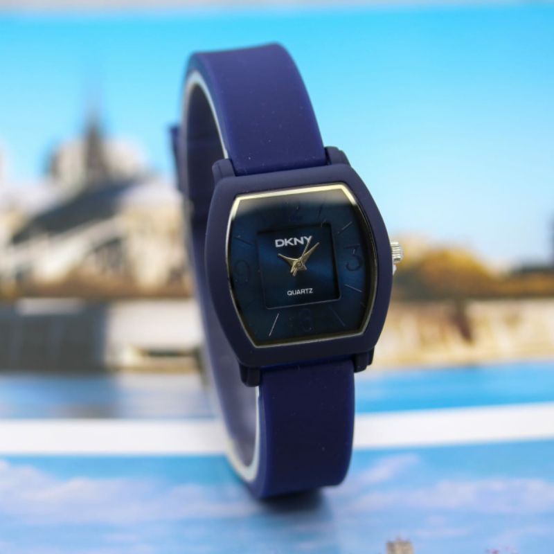 jam tangan wanita DKNY