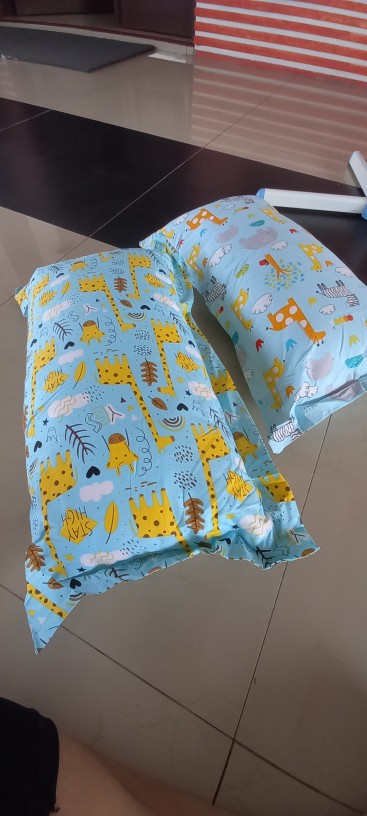 Biboss Bantal 30x60