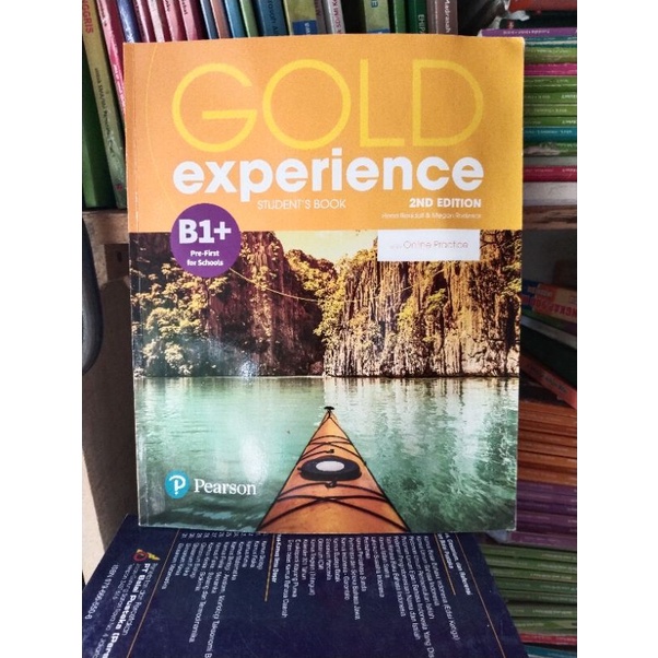 buku gold experience B1+ students book B1+