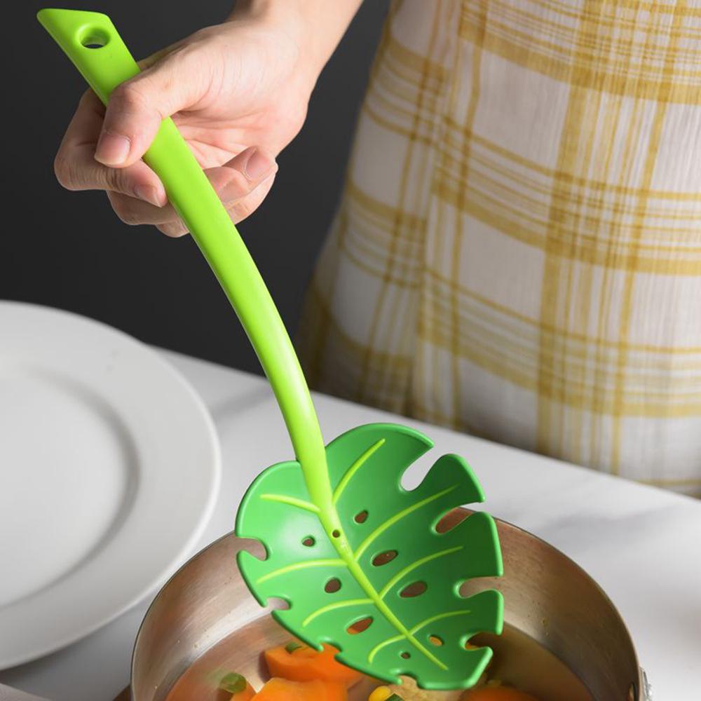 [Elegan] Sendok Mie Kreatif Gagang Panjang Home Colander