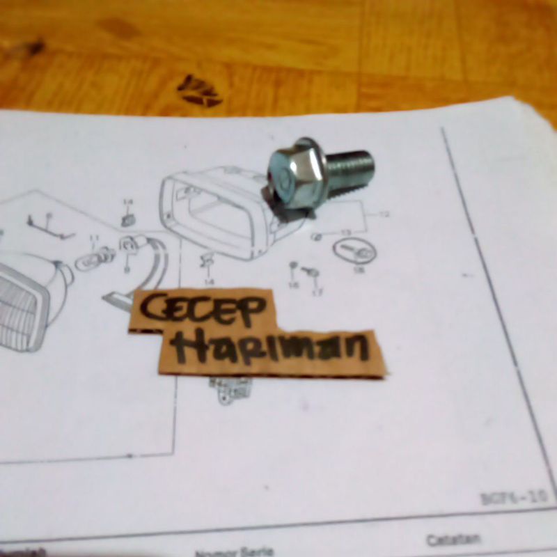 baut batok lampu Honda win 100