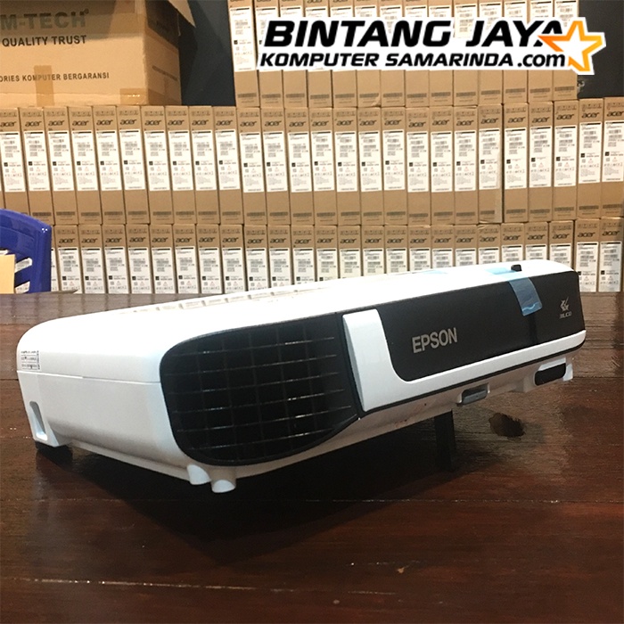 Proyektor / Projector LED Epson EB-X51 XGA 3LCD