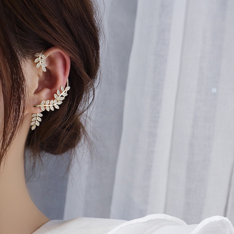 Elegant Crystal Leaves Clip Earrings Simple Gold Silver Ear Clip for Fashion Women Accessories Jewelry