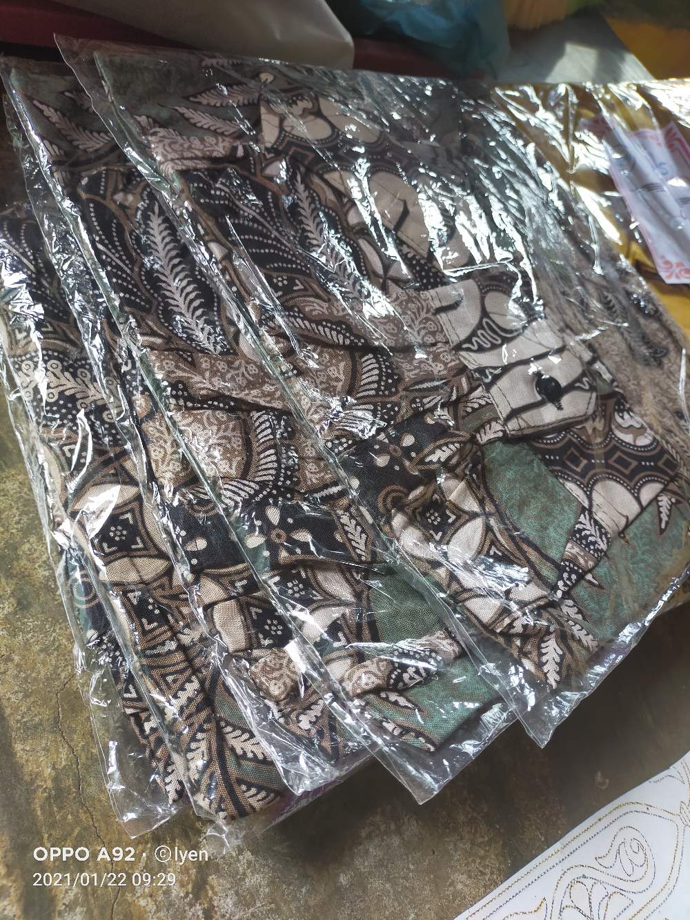 Baju Kemeja Batik Kantor Pria Lengan Panjang Fashion Pekalongan Solo Bw 058