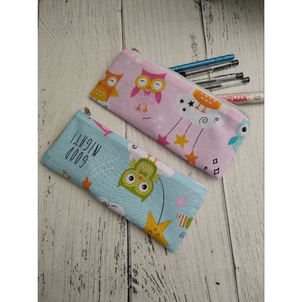 

TEMPAT PENSIL RESLETING/TEMPAT PENSIL KAIN