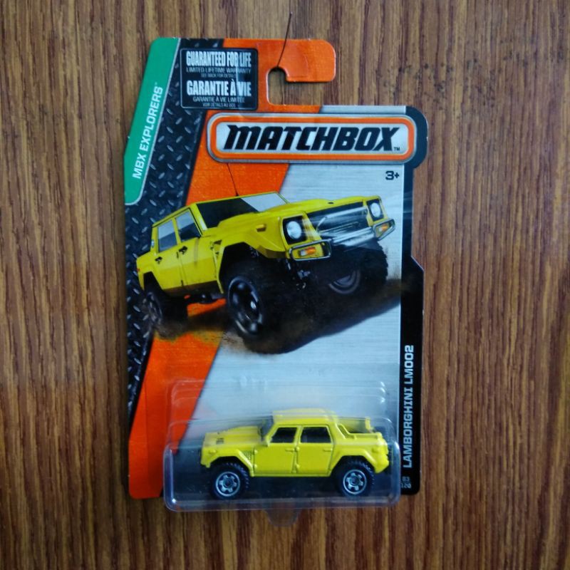 Matchbox Lamborghini LM002 (kuning)