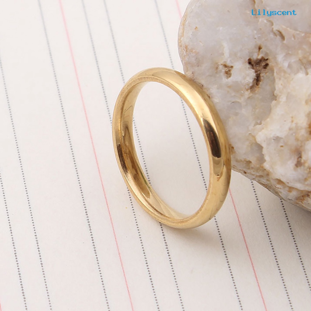 Cincin Pasangan Bahan Metal Untuk Pertunangan