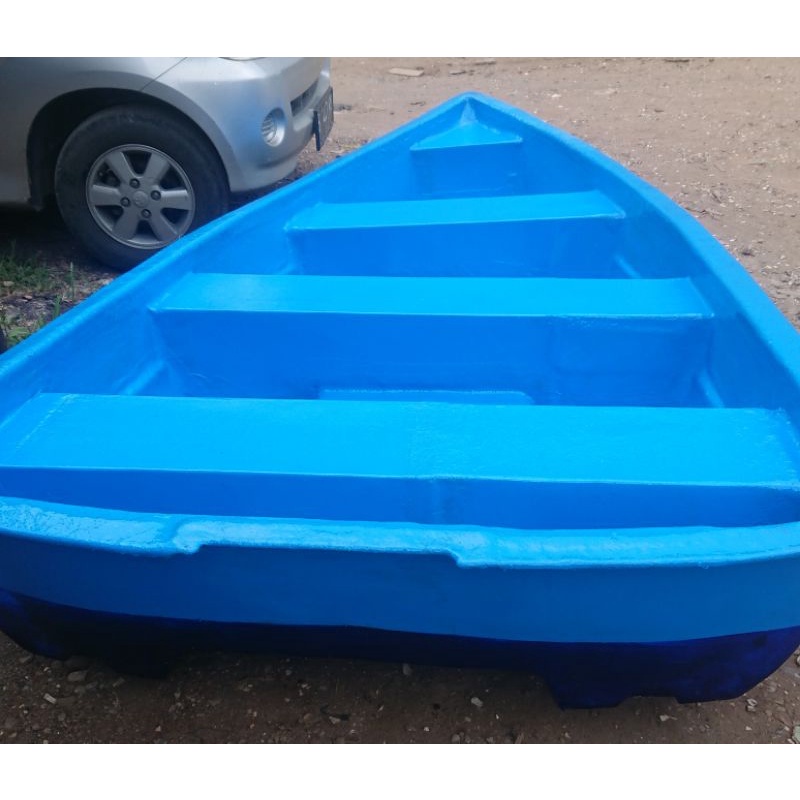 perahu  fiber  glass