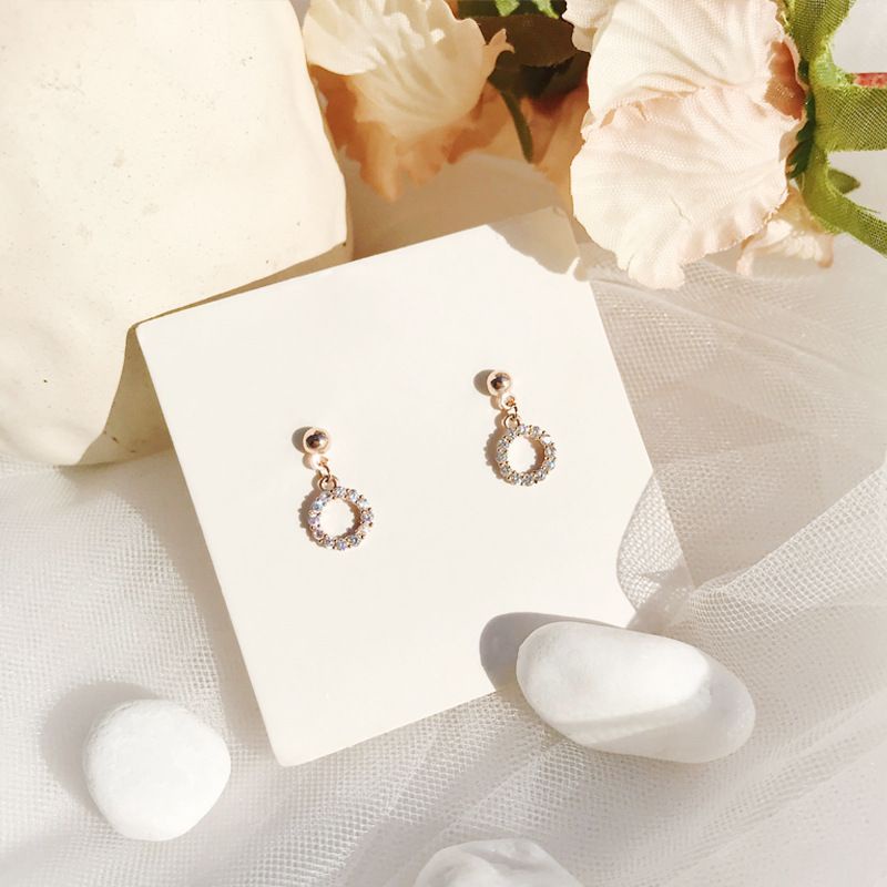 FerenHongXia Anting-anting Sederhana Butik Fashion Korea Baru