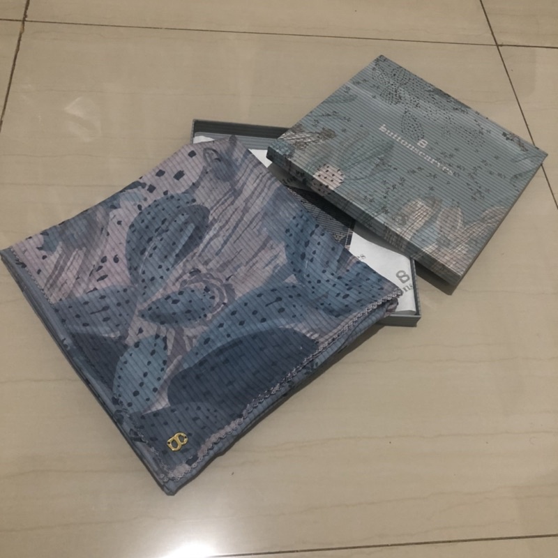 Preloved Buttonscarves Opuntia Sky