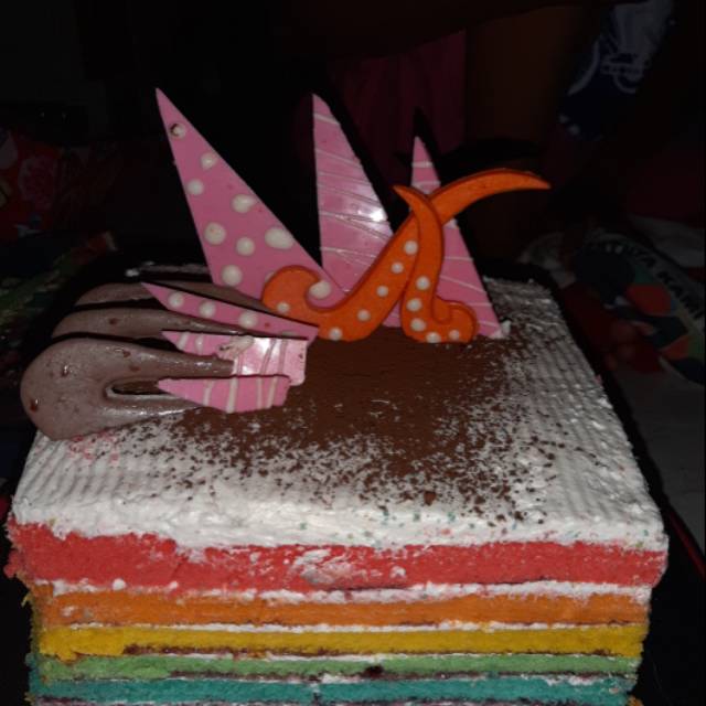 

Rainbow cake/roti ulang tahun/tart