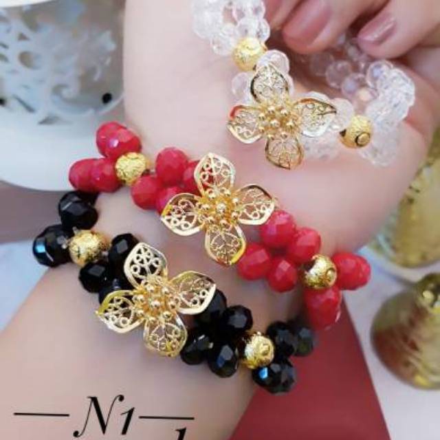 Gelang tangan terbaru 1115