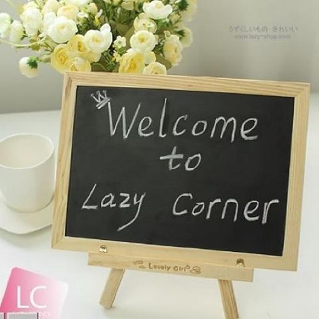 

REVERSIBLE CHALKBOARD