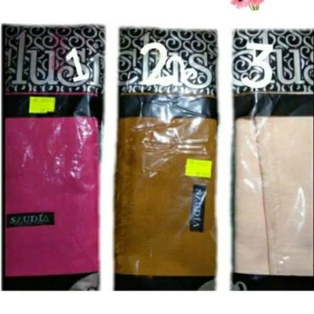 Saudia rawis exclusive/hijab segiempat