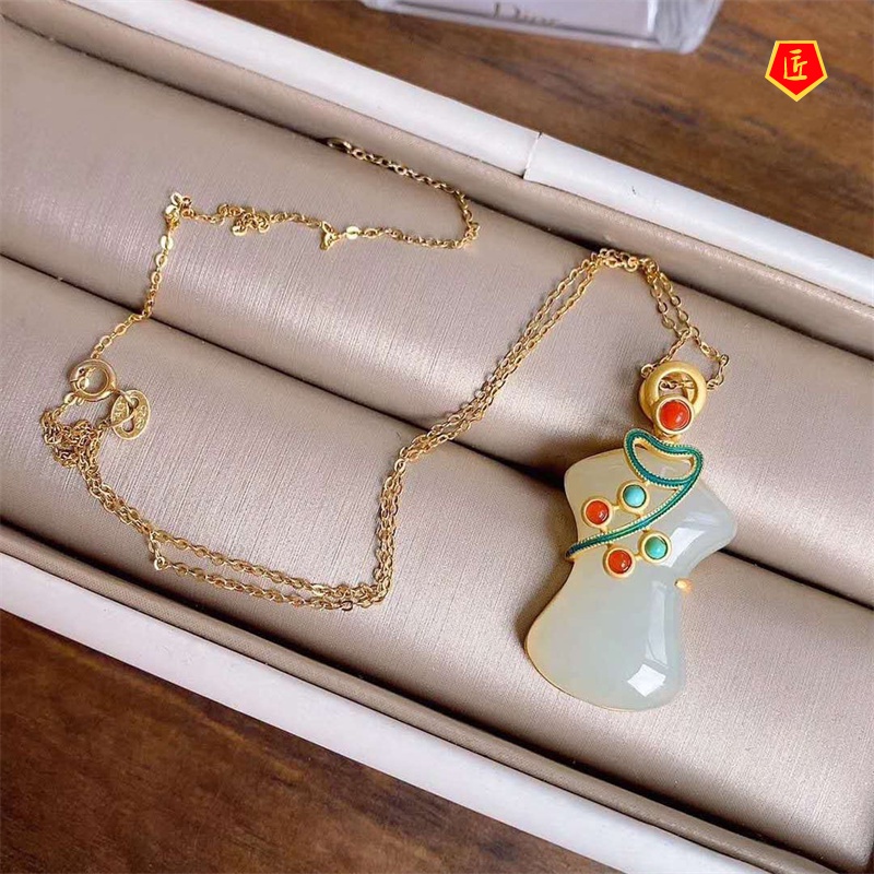 [Ready Stock]Hotian Jade Pendant Cheongsam Women's Gold Inlaid Jade Necklace