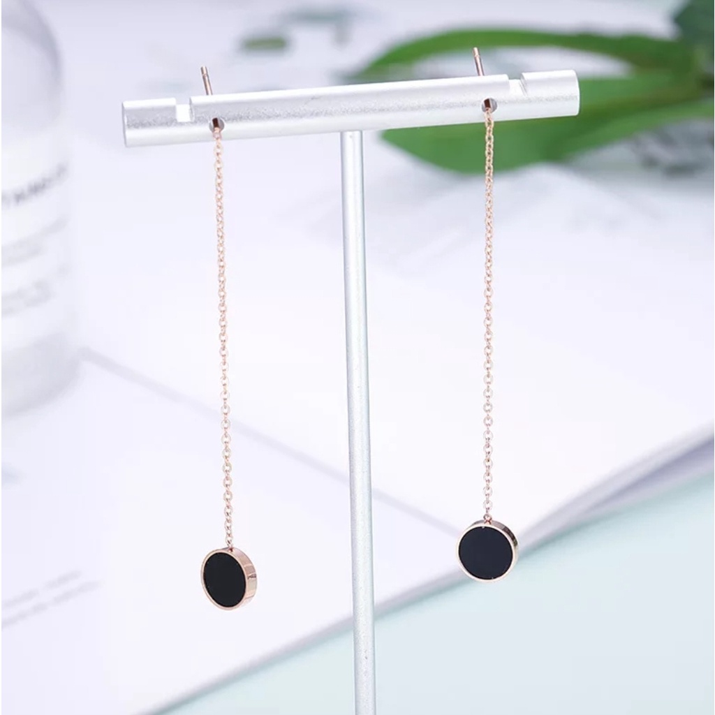 Anting Drop Titanium Bentuk Bulat Vintage Untuk Wanita