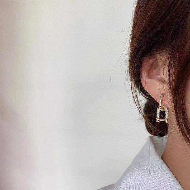 Fashion Bertatahkan Zirkon Berbentuk,U Anting-Anting,Emas Cincin Ganda Saling Geometris,Dilepas Retro Telinga Stud,Minoritas Perhiasan,Untuk Wanita