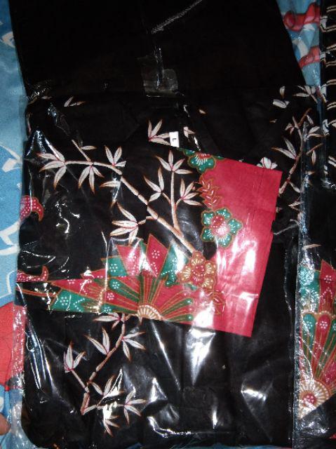 Batik Dianputri | Couple Batik Wanita Blazer Monochrome Motif Garis Seragam Batik Atasanwanita