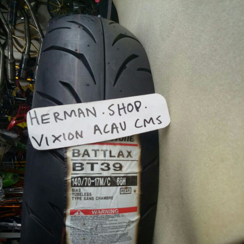 Ban BATLLAX 140 / 70 - 17 Bt39 / Ban BATLLAX BT39 140/70-17