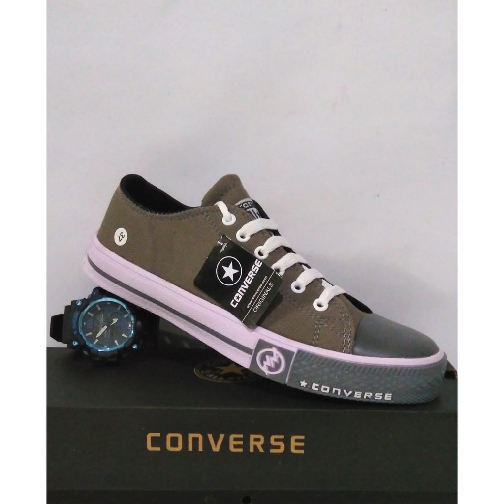 Sepatu Casual Converse Allstar Petir Chuck Taylor Clasic Premium Sneakers Pria Dan Wanita