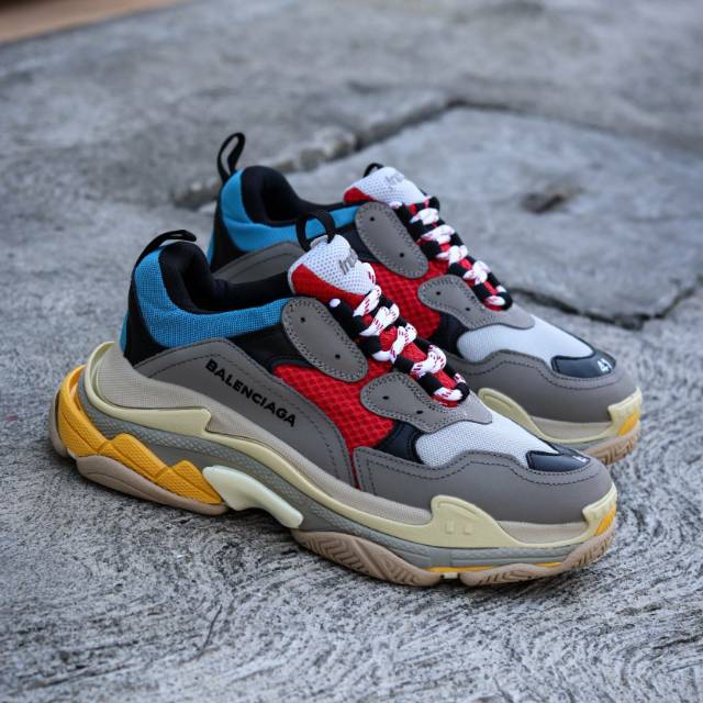 Balenciaga triple s multicolor
