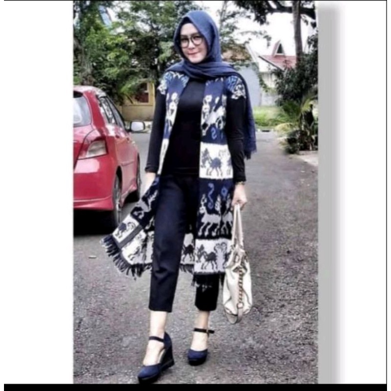 MOTIF CARDIGAN TENUN JEPARA