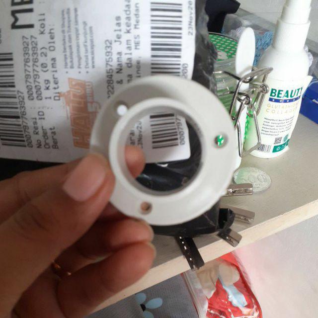 Bracket Kuping Pvc Gantungan Lemari 1