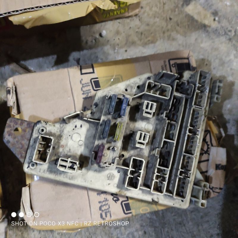 box sekring corolla dx