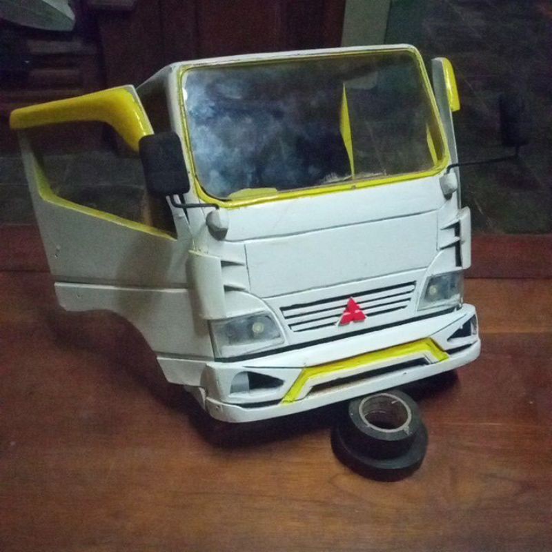 Kabin Miniatur Truk Canter 1 8 Shopee Indonesia