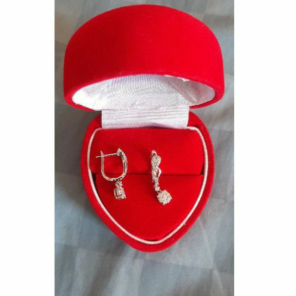 PRELOVED ANTING BERLIAN EMAS PUTIH DAN ROSEGOLD SURAT LENGKAP