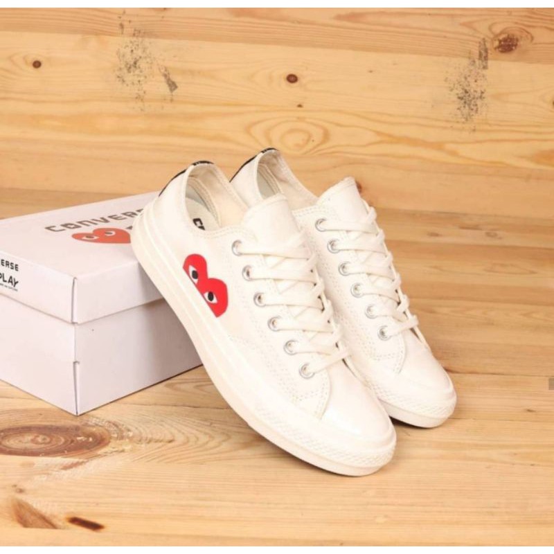 Sepatu Converse Play CDG , Unisex 37-43. Grade Original. Free Kaos Kaki