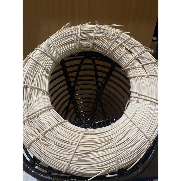 BAHAN ROTAN PITRIT BULAT / ATI ROTAN /KERAJINAN ANYAMAN DIAMETER 2mm / ROTAN DIFFUSER / FITRIT / PHI