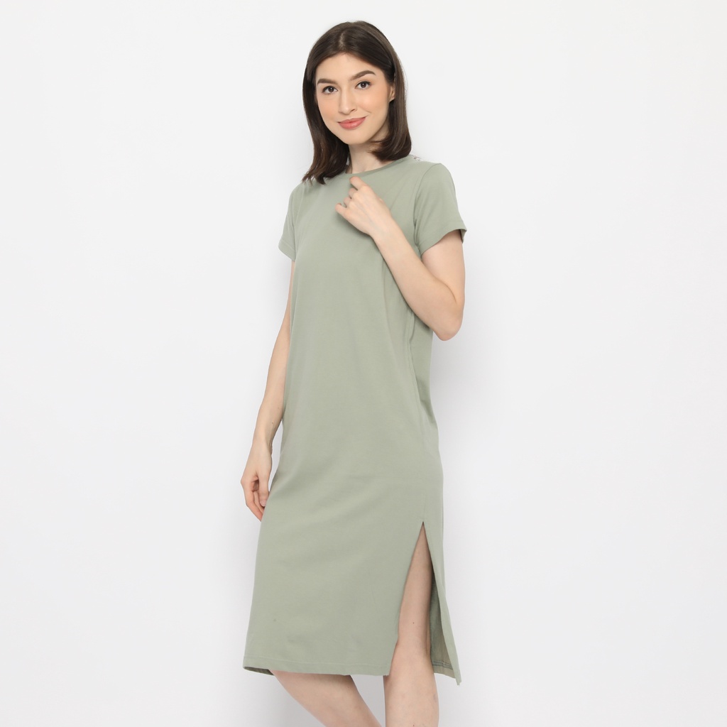 Midi Dress Basic With Slit tunik batusa  S 30