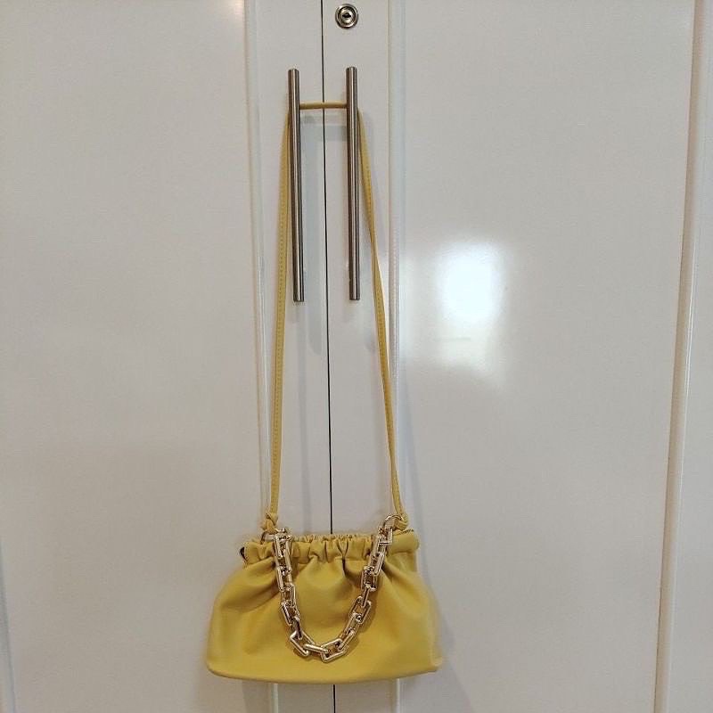 preloved tas wanita / preloved clutch / preloved tas bahu / preloved shoulder bag / preloved sling b