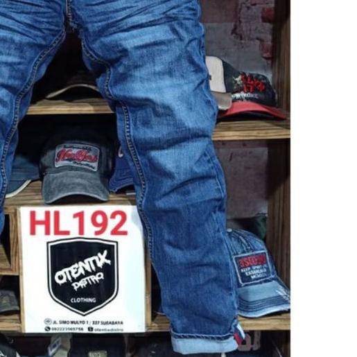 PROMO CELANA PANJANG SLIMFIT HUGO GLASS