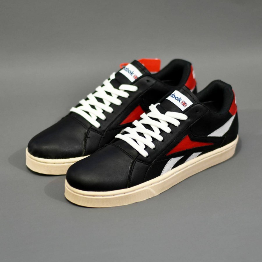 Sepatu Sneakers Pria Reebok Sandi kasual sneakers Grade ori indo