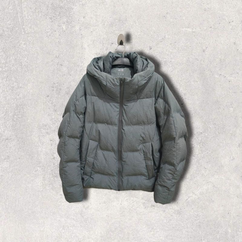 JAKET UNIQLO BULANG  ORIGINAL PRELOVED