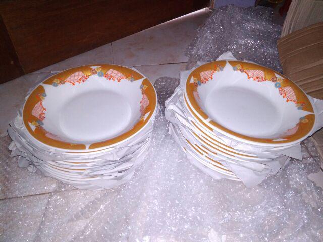 Piring 9 Inch Vicenza P131 1 Lusin Original