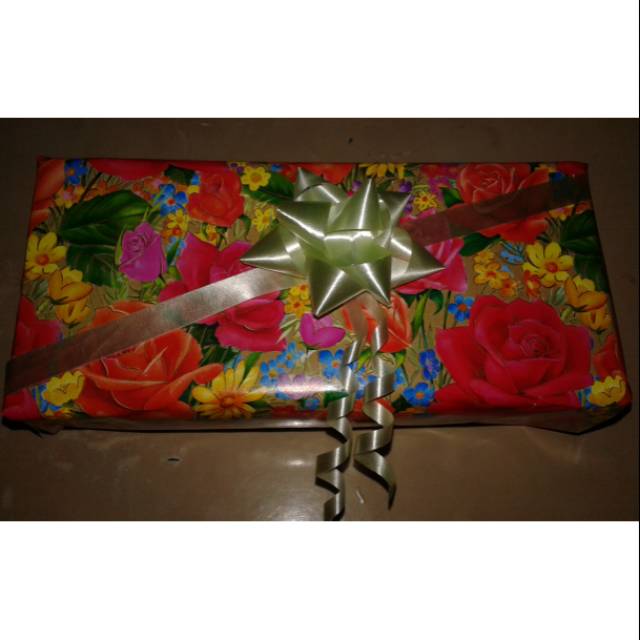 

Kertas kado dan Pita