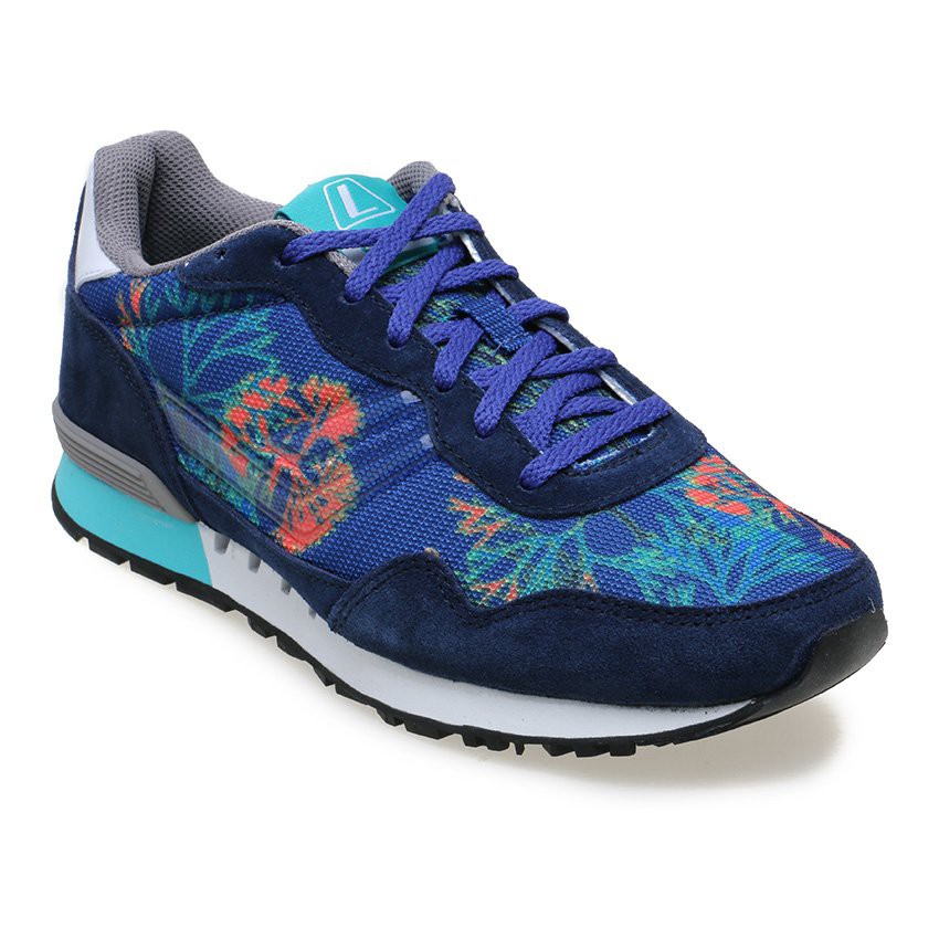 League Mens Lifestyle Strive Bunaken Sepatu Sneakers