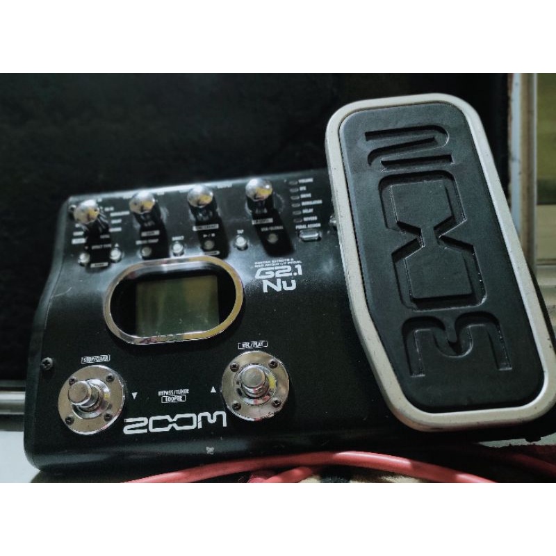 efek gitar zoom g2.1nu lumayan mulus dan berkualitas