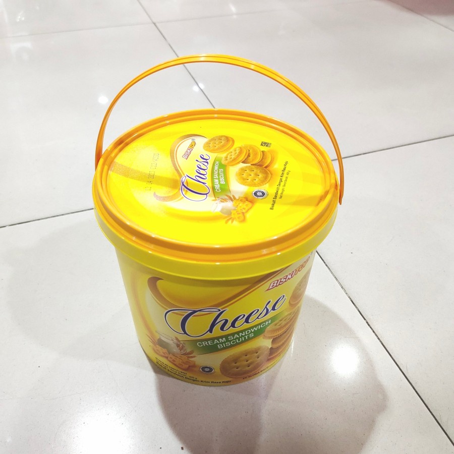 

Biskuit cheese cream sandwich biscuits 400 gram 1 dus isi 6 pak